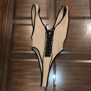 Fashion nova body suit